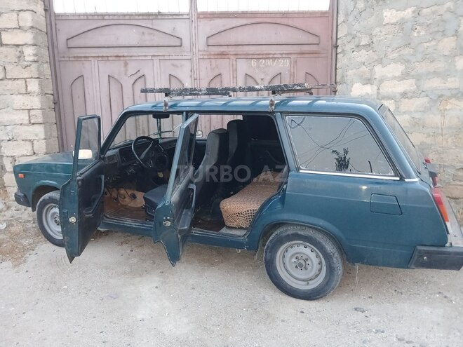 LADA (VAZ) 2104-2