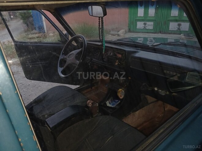 LADA (VAZ) 2104-4