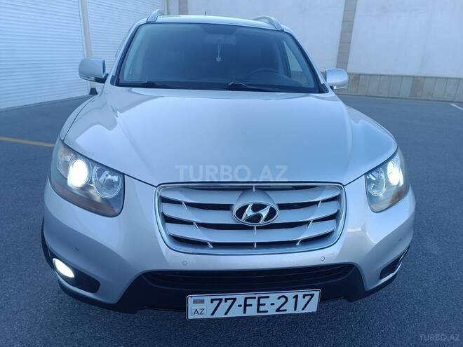 Hyundai Santa Fe-1