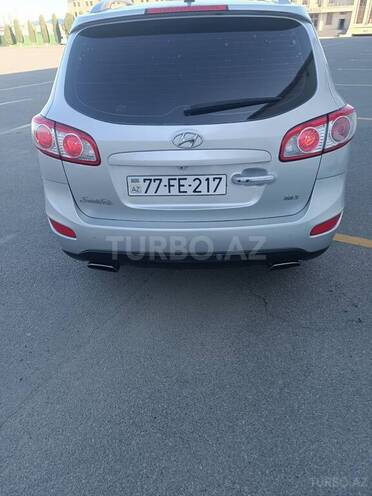Hyundai Santa Fe-3