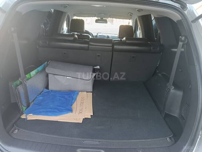 Hyundai Santa Fe-10