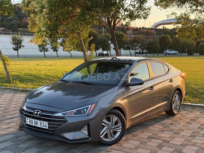 Hyundai Elantra-5