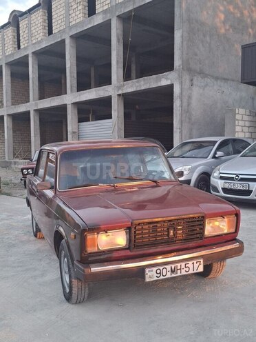 LADA (VAZ) 2107-1