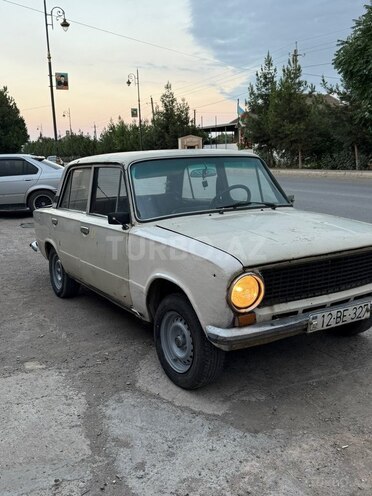 LADA (VAZ) 21011-3
