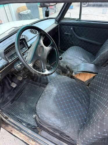 LADA (VAZ) 21011-2