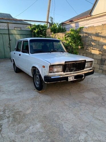 LADA (VAZ) 2107-10