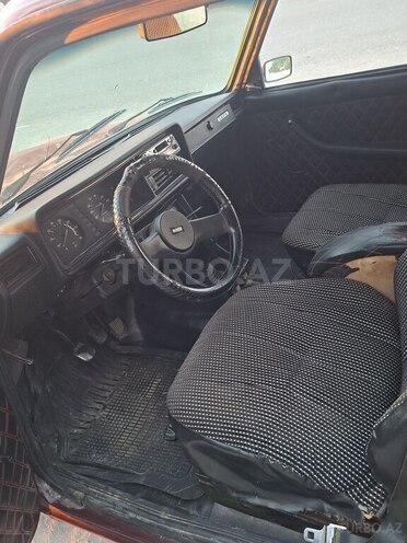 LADA (VAZ) 2107-8