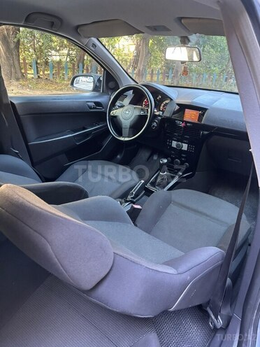 Opel Astra-14