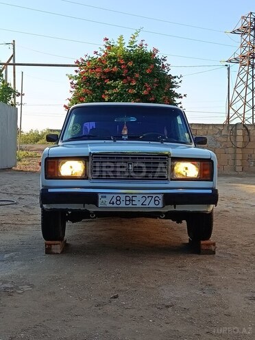 LADA (VAZ) 2107-1