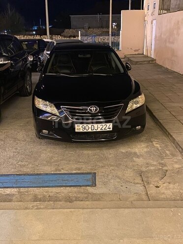 Toyota Camry-1
