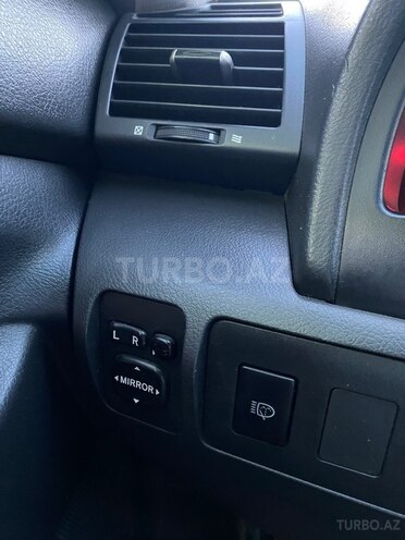 Toyota Camry-18