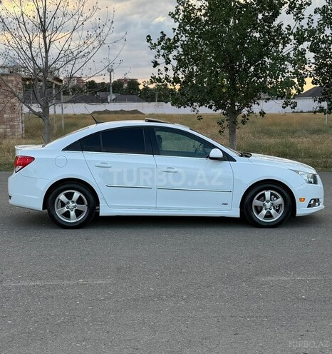 Chevrolet Cruze-6