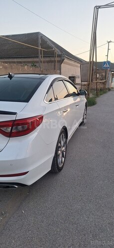 Hyundai Sonata-4