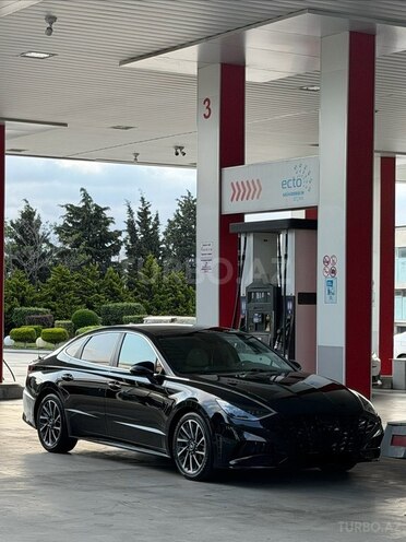 Hyundai Sonata-3