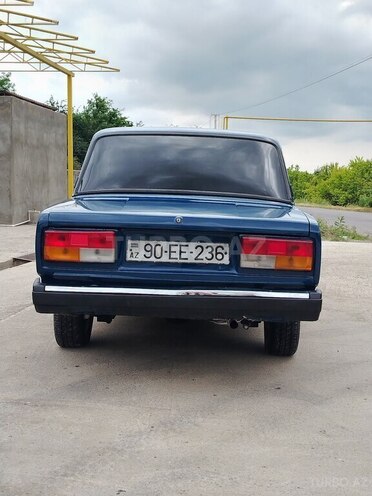 LADA (VAZ) 2107-2