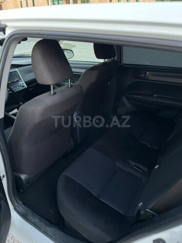 Toyota Corolla Fielder-7