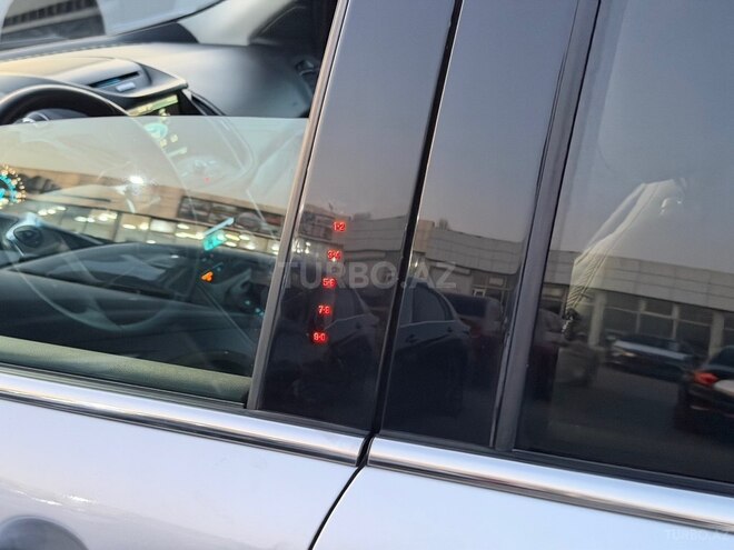 Ford Escape-12
