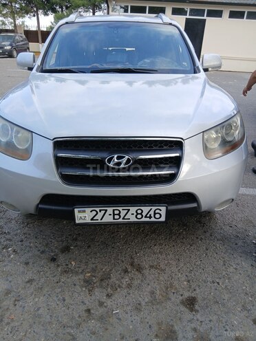 Hyundai Santa Fe-1