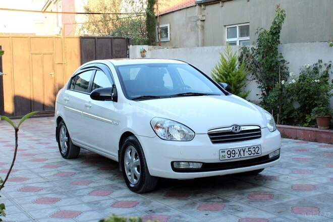 Hyundai Accent-3