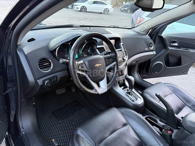 Chevrolet Cruze-19