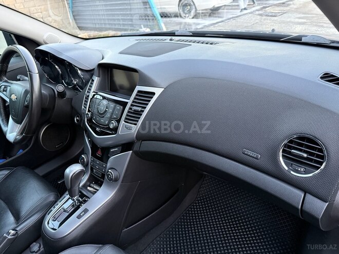 Chevrolet Cruze-18