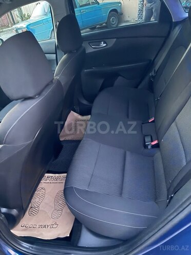 Kia Forte-11