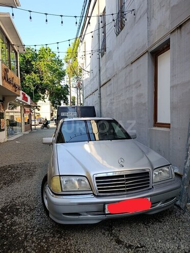 Mercedes C 180-1