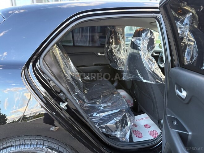 Kia Rio-14