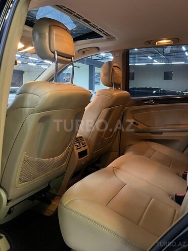 Mercedes ML 350 4MATIC-8