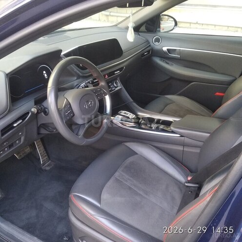 Hyundai Sonata-6
