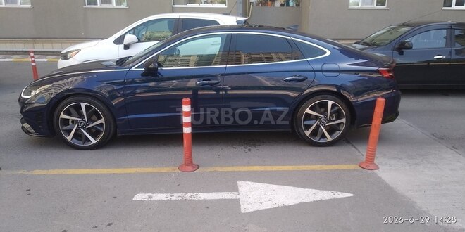 Hyundai Sonata-13