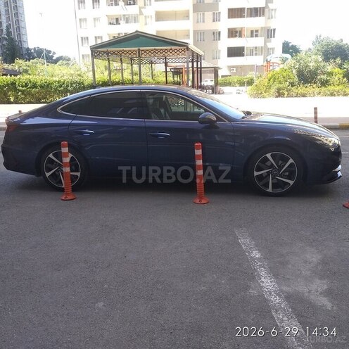 Hyundai Sonata-8
