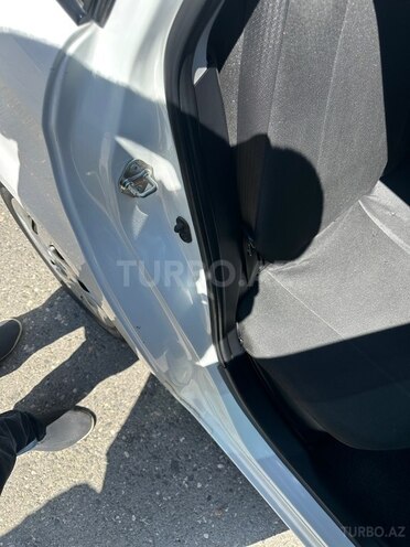 Toyota Corolla Fielder-12