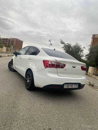 Kia Rio-6