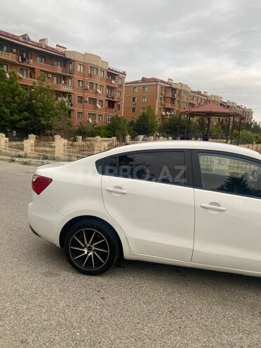 Kia Rio-9