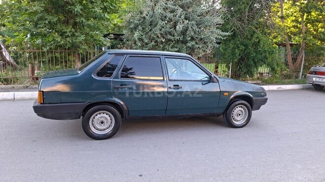 LADA (VAZ) 21099-2