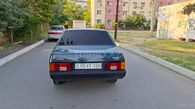 LADA (VAZ) 21099-8