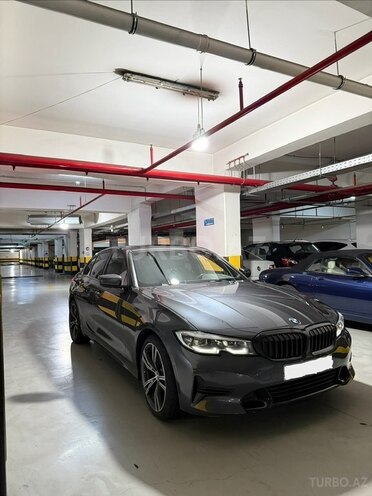 BMW 330-3
