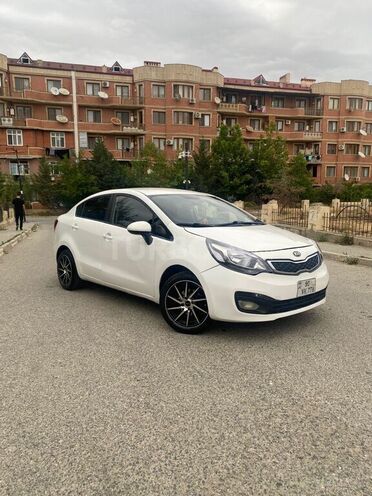 Kia Rio-1