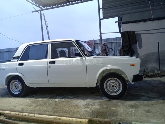 LADA (VAZ) 2107-3