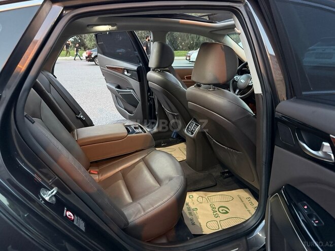 Kia K7-21