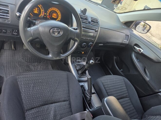 Toyota Corolla-5
