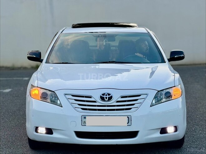 Toyota Camry-3