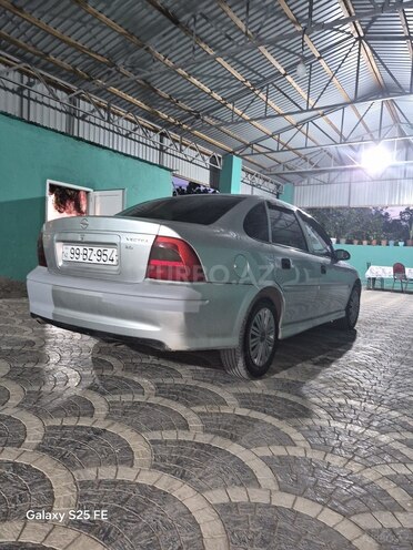 Opel Vectra-5