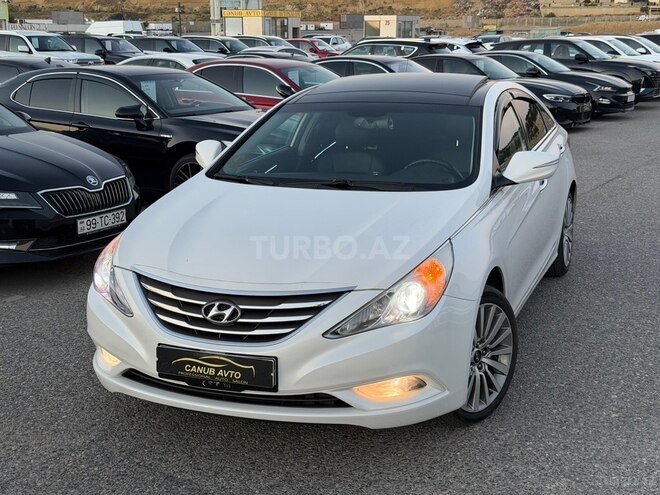 Hyundai Sonata-1