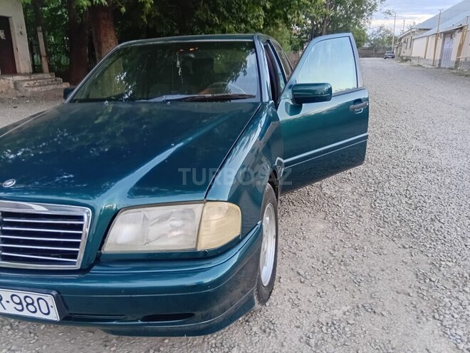 Mercedes C 180-3