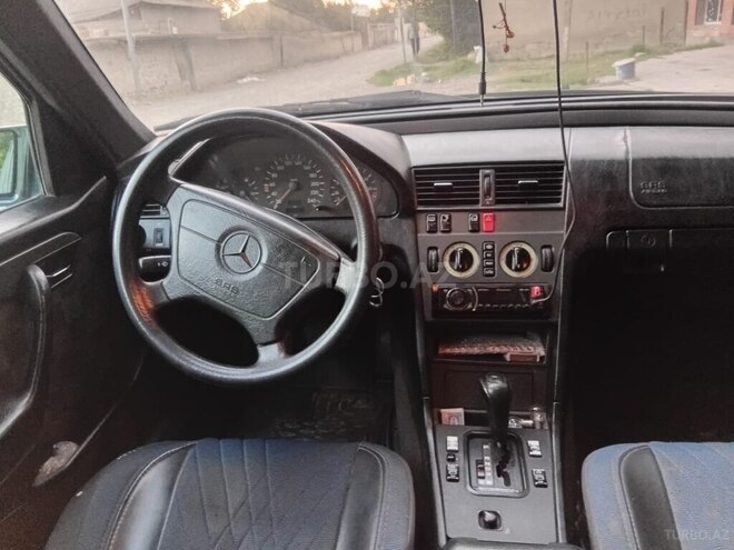 Mercedes C 180-7