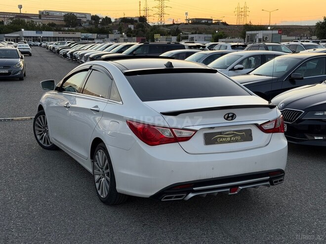 Hyundai Sonata-8