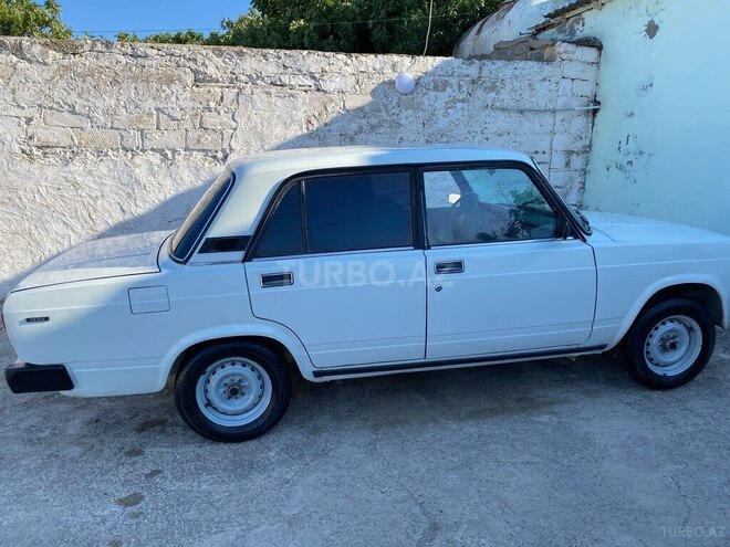 LADA (VAZ) 2107-8