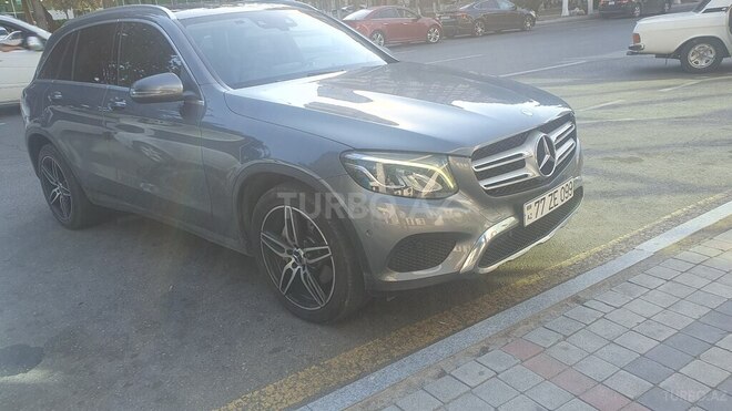 Mercedes GLC 250 4MATIC-2